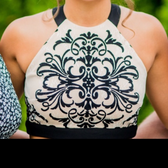 Prom dress - Picture 2 of 2